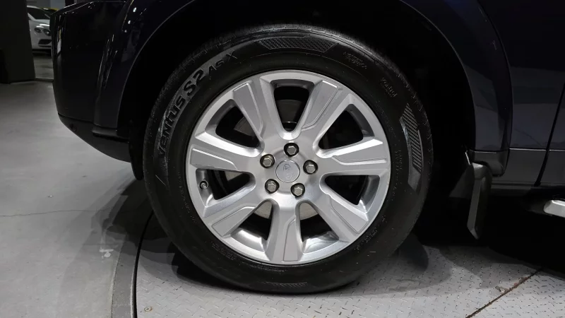 Land Rover DISCOVERY