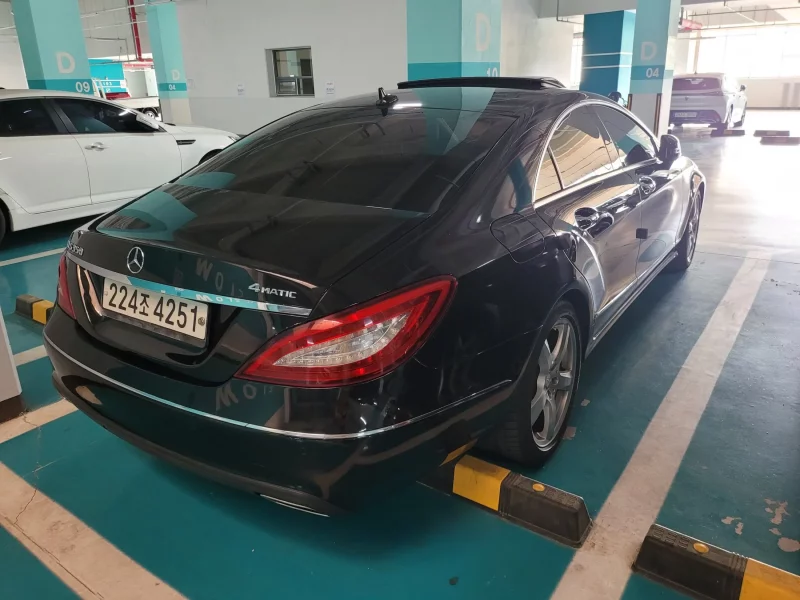 Mercedes-Benz CLS-Class