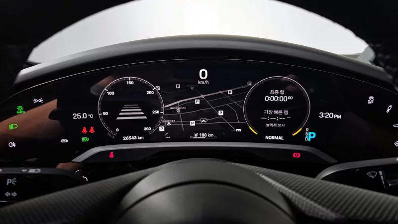 Porsche TAYCAN