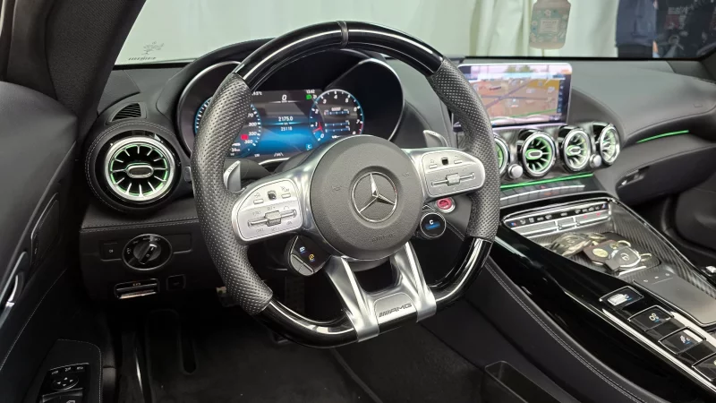 Mercedes-Benz AMG GT