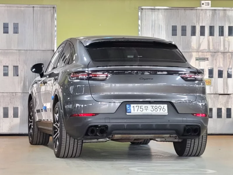 Porsche CAYENNE