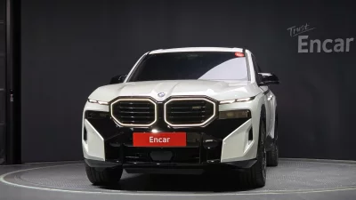 BMW XM