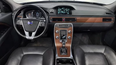 Volvo XC70