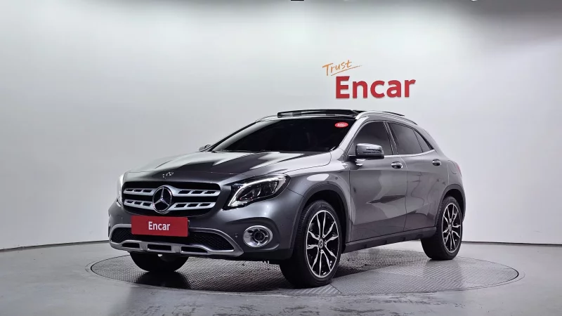Mercedes-Benz GLA-Class