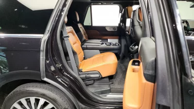 Lincoln NAVIGATOR