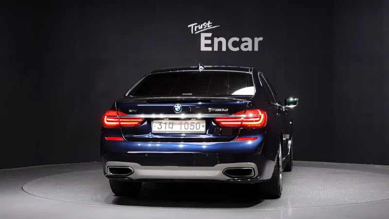 BMW 7-Series