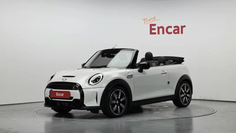 MINI Cooper Convertible