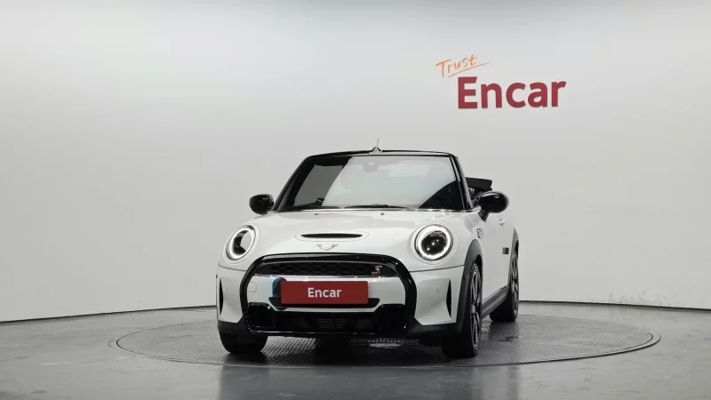 MINI Cooper Convertible