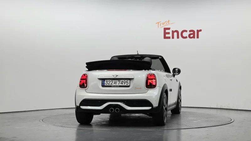 MINI Cooper Convertible