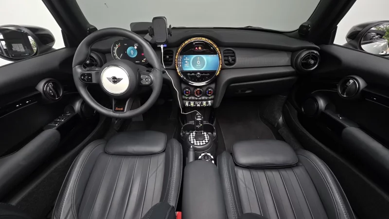 MINI Cooper Convertible