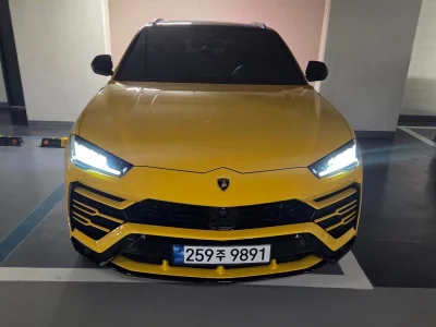 Lamborghini URUS