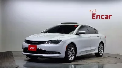 Chrysler 200