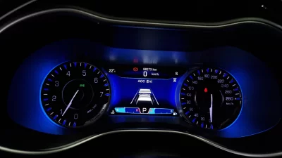 Chrysler 200