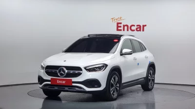 Mercedes-Benz GLA-Class