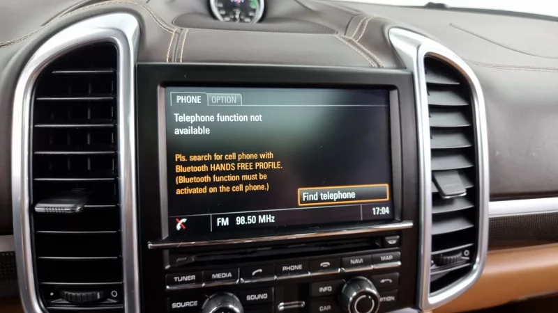 Porsche CAYENNE
