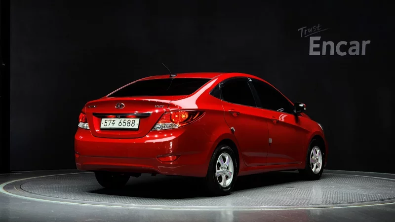 Hyundai Accent
