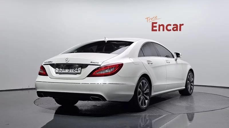 Mercedes-Benz CLS-Class