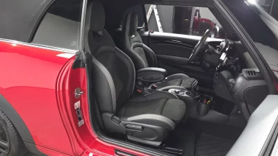 MINI Cooper Convertible
