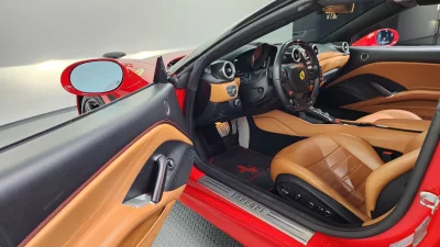 Ferrari CALIFORNIA