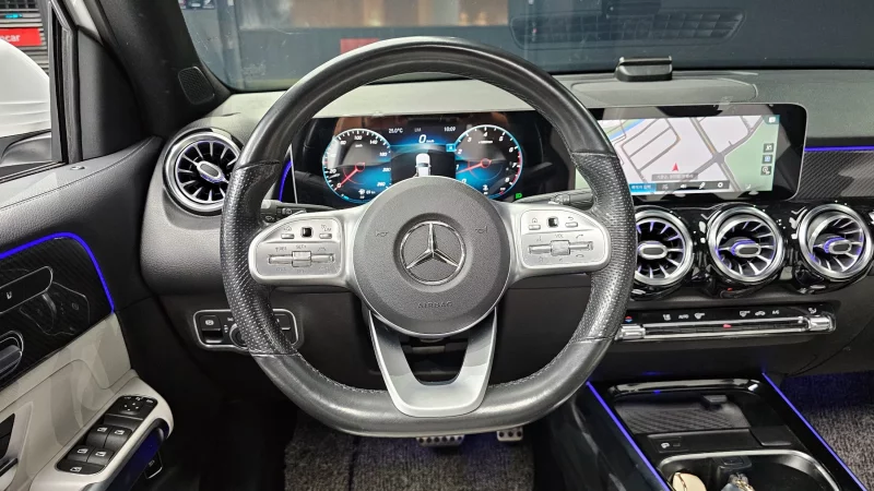 Mercedes-Benz GLB-Class