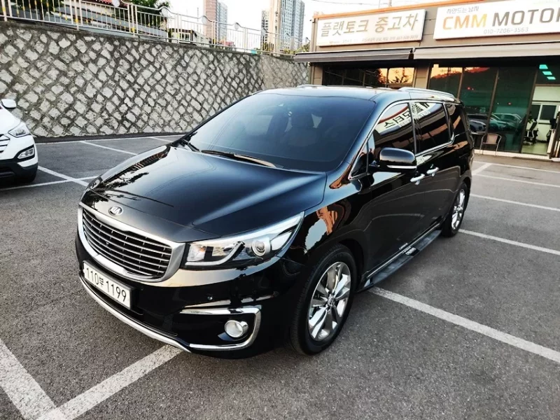 Kia Carnival