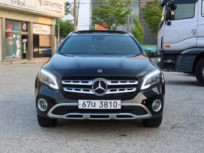 Mercedes-Benz GLA-Class