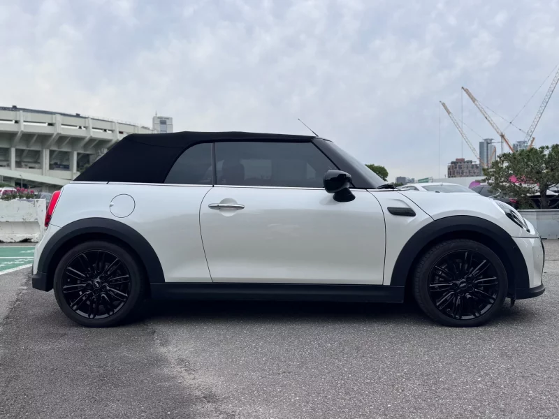MINI Cooper Convertible