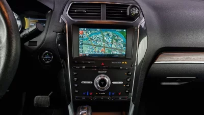 Ford EXPLORER