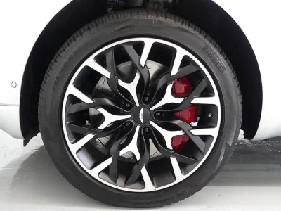 Astonmartin DBX