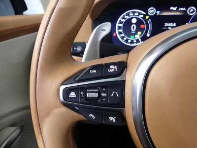 Astonmartin DBX
