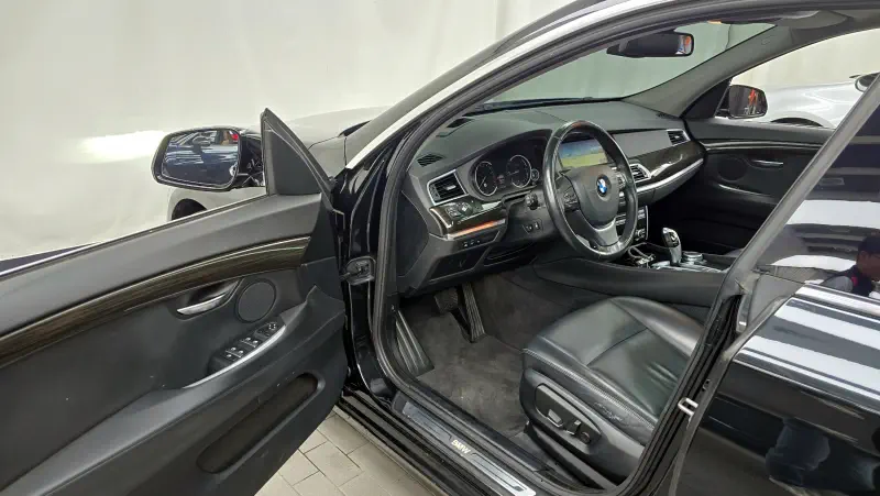 BMW 5-Series Gran Turismo