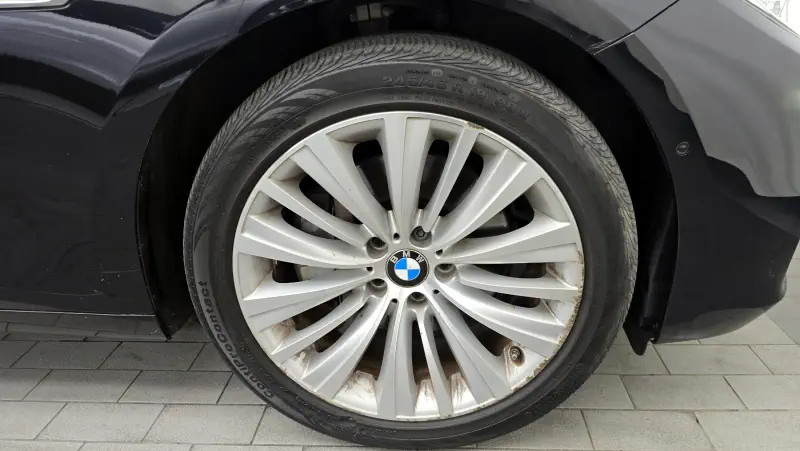 BMW 5-Series Gran Turismo