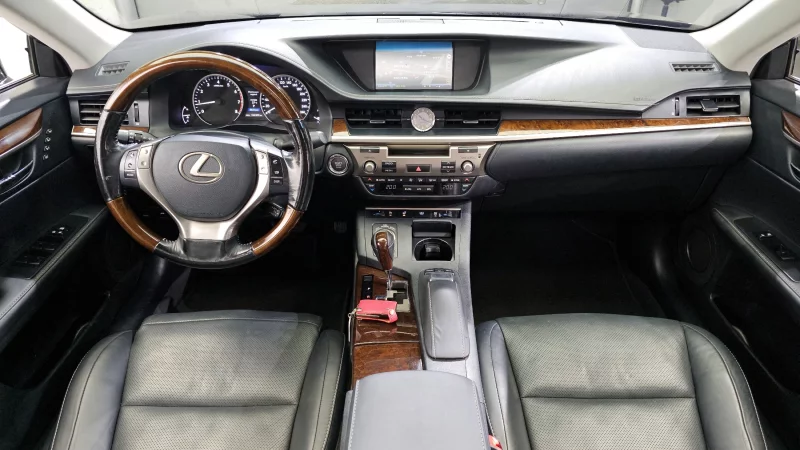 Lexus ES350