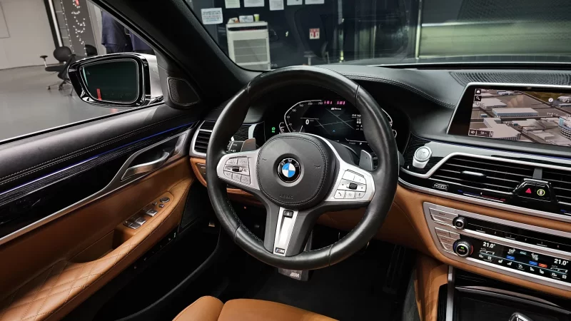 BMW 7-Series