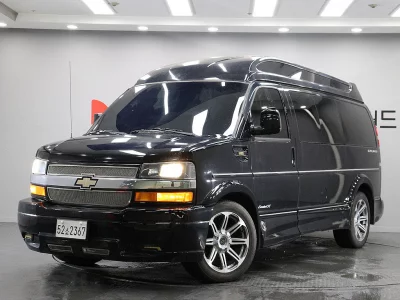 Chevrolet Express Van