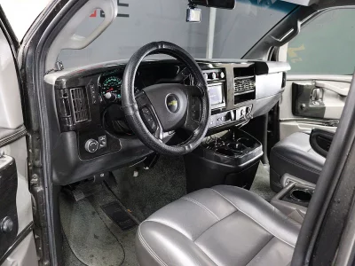 Chevrolet Express Van