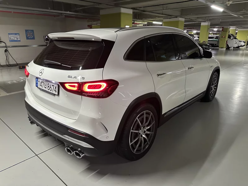 Mercedes-Benz GLA-Class