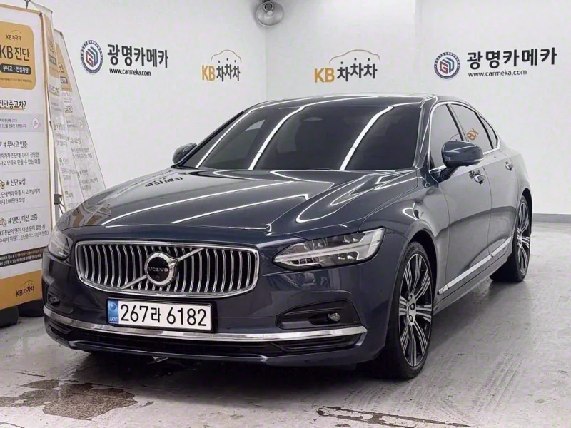 Volvo S90