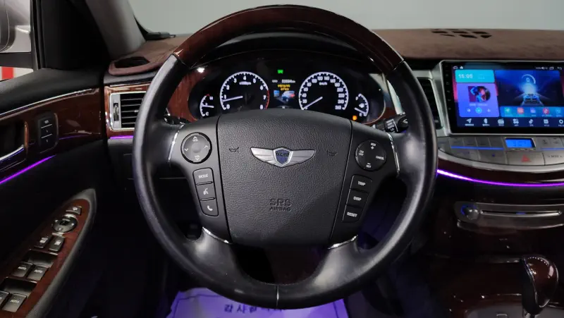 Hyundai Genesis