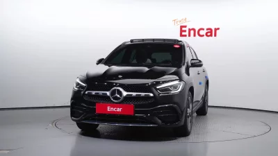 Mercedes-Benz GLA-Class
