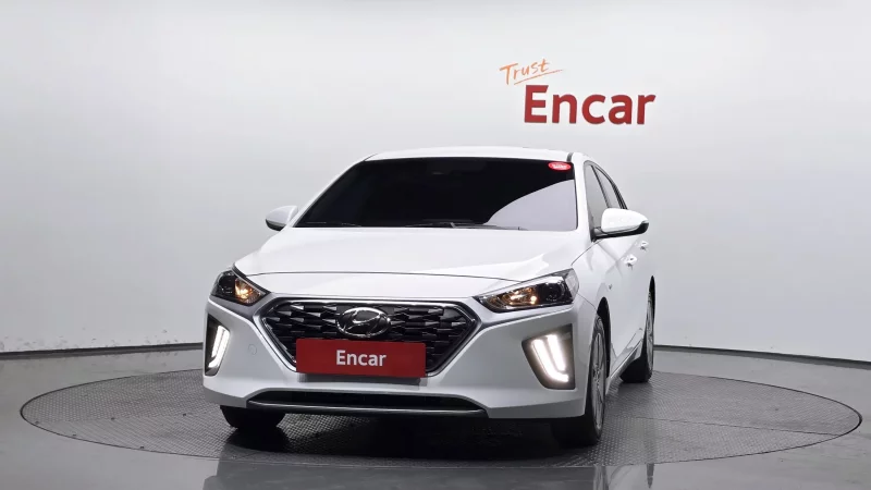 Hyundai Ioniq