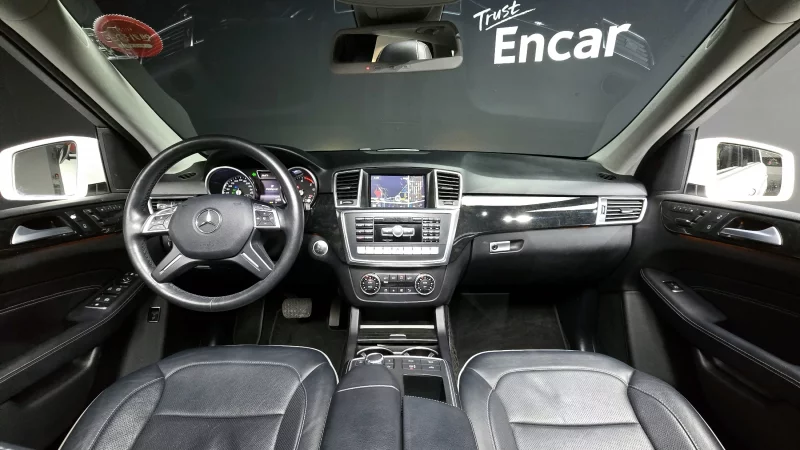 Mercedes-Benz M-class