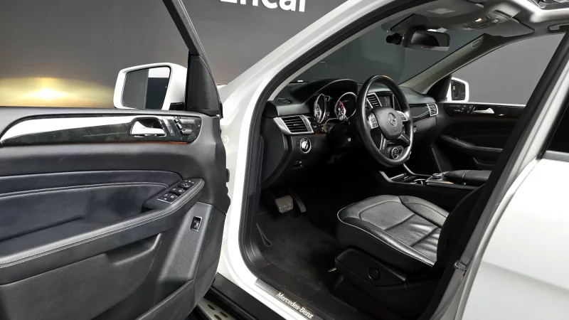 Mercedes-Benz M-class