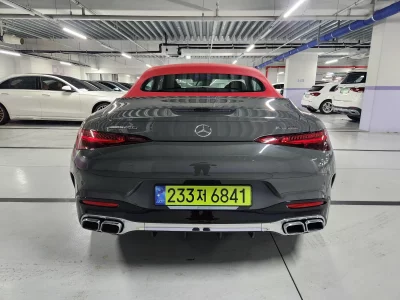 Mercedes-Benz SL-Class