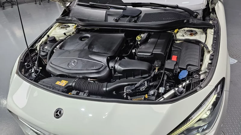 Mercedes-Benz CLA-Class