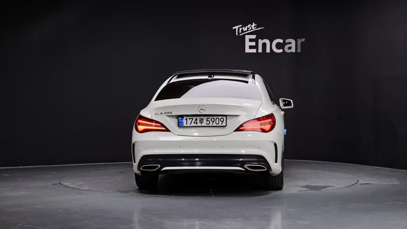 Mercedes-Benz CLA-Class