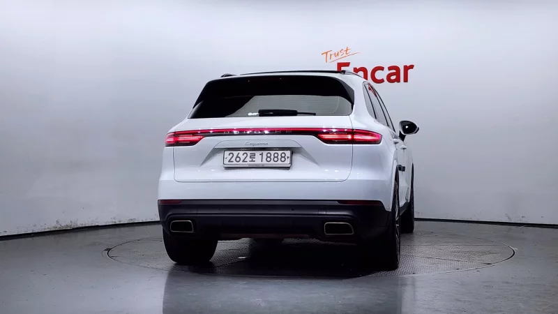 Porsche CAYENNE