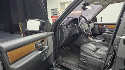 Land Rover DISCOVERY