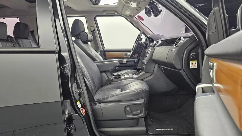 Land Rover DISCOVERY