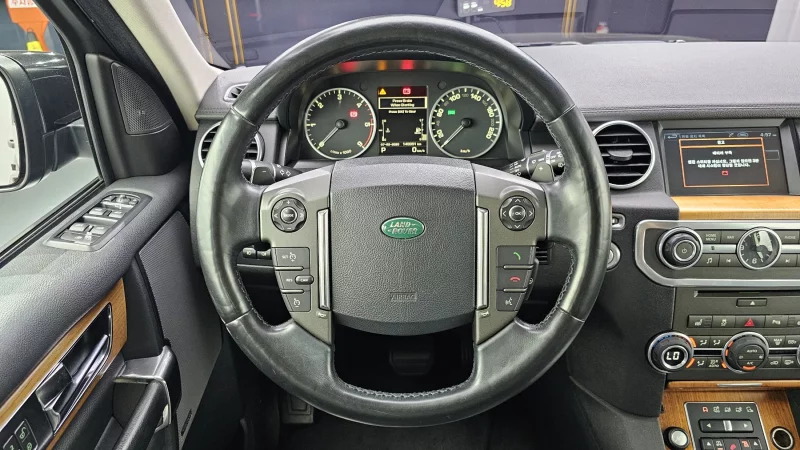 Land Rover DISCOVERY